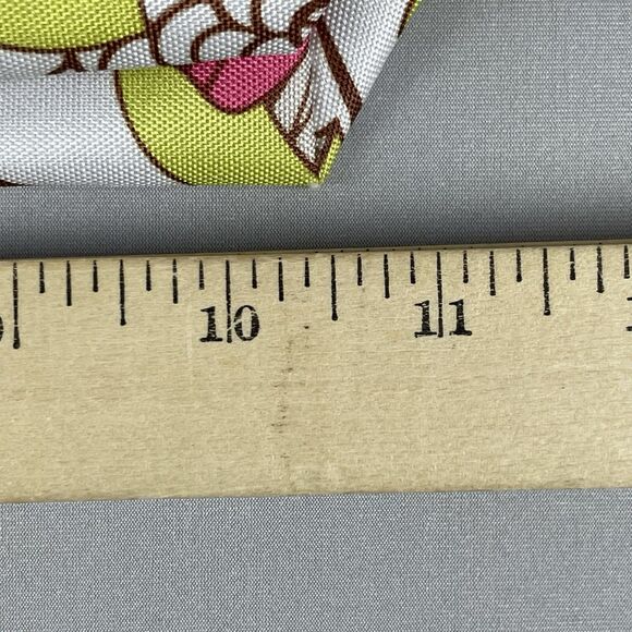 CLINIQUE Floral Print Zip Top Cosmetic Cases 10"x5" & 6"X4" Set of 2 - Picture 4 of 11